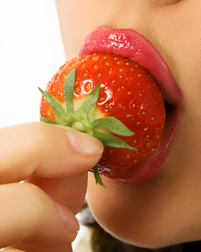 Vacuum Sealers and girl with strawberry